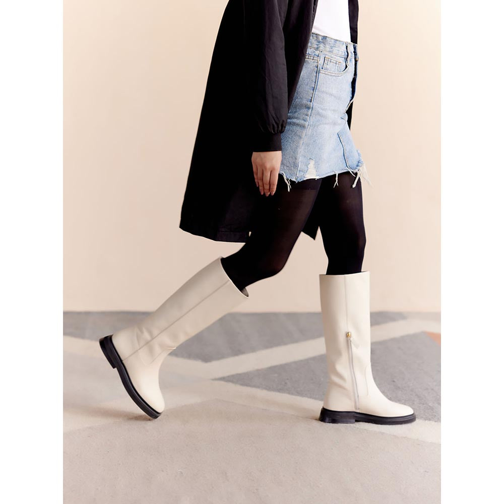 Vanilla Moon Off White Solid Plain Chelsea Boots