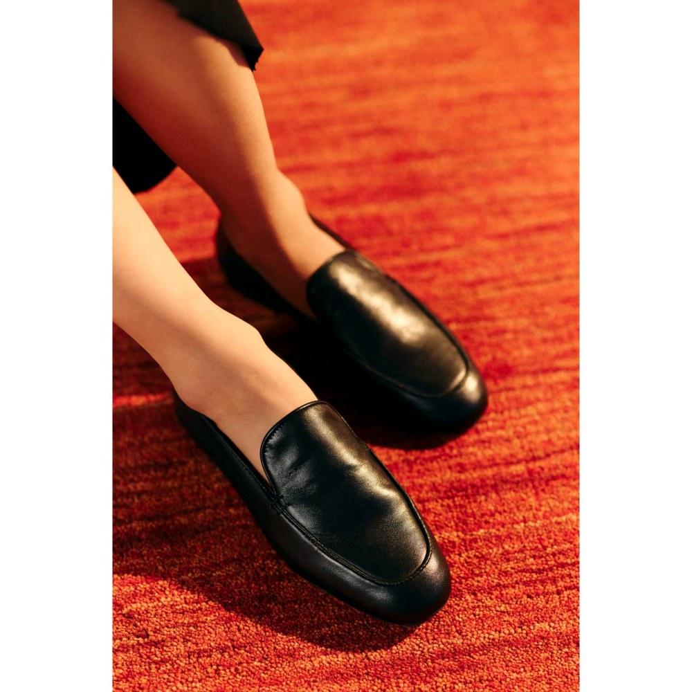 Vanilla Moon Women Chika Loafers - Black