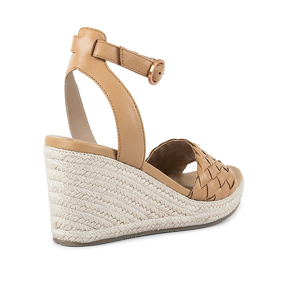 Vanilla Moon Patterned Beige Wedges