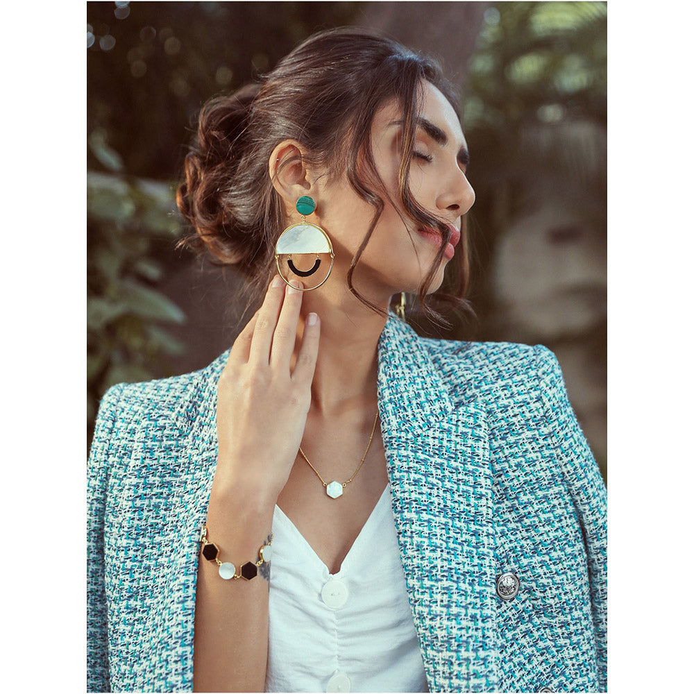 VARNIKA ARORA Black Eliana Bracelet