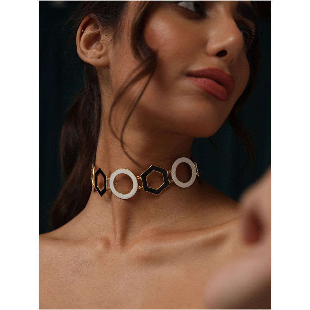 VARNIKA ARORA Black Ivana Necklace