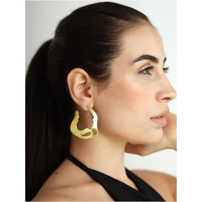 VARNIKA ARORA Nautica Dangler