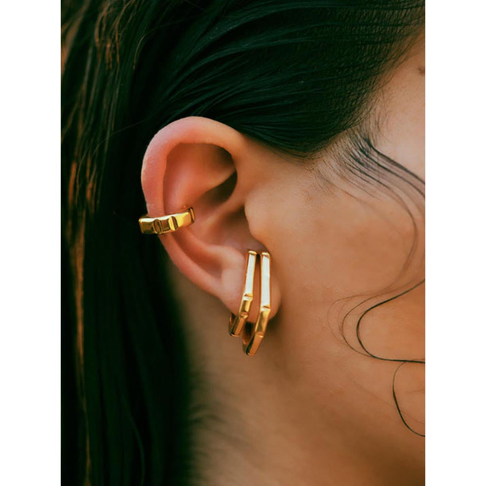 VARNIKA ARORA Ellipse Gold Earrings