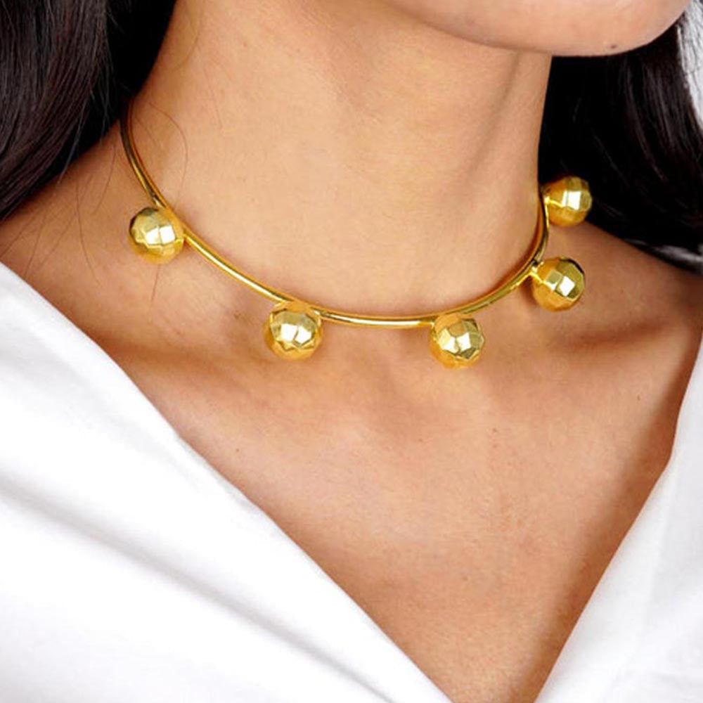 VARNIKA ARORA Lets Disco Choker