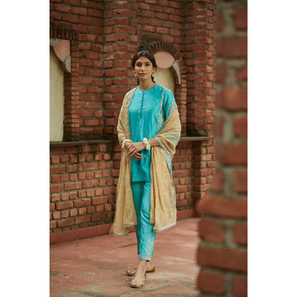 Vashisht Guru Dutt Blue Embroidered Panelled Short Kurta with Pant and Dupatta (Set of 3)