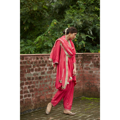 Vashisht Guru Dutt Coral Embroidered Flowy Kurta with Salwar and Dupatta (Set of 3)