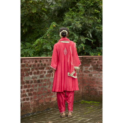 Vashisht Guru Dutt Coral Embroidered Flowy Kurta with Salwar and Dupatta (Set of 3)