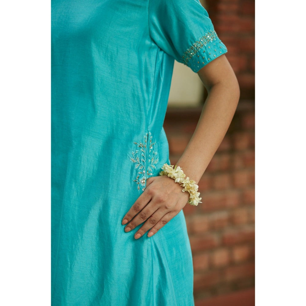 Vashisht Guru Dutt Blue Chanderi Embroidered Kurta with Palazzo (Set of 3)