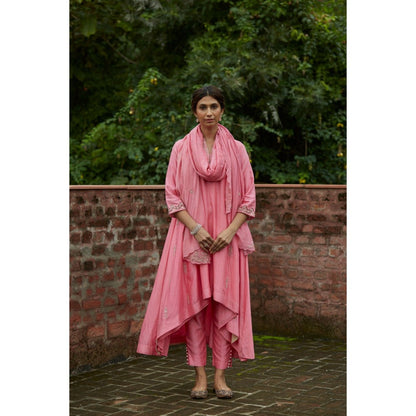 Vashisht Guru Dutt Pink Chanderi Kalidar High-Low Kurta with Crop Pant and Dupatta (Set of 3)