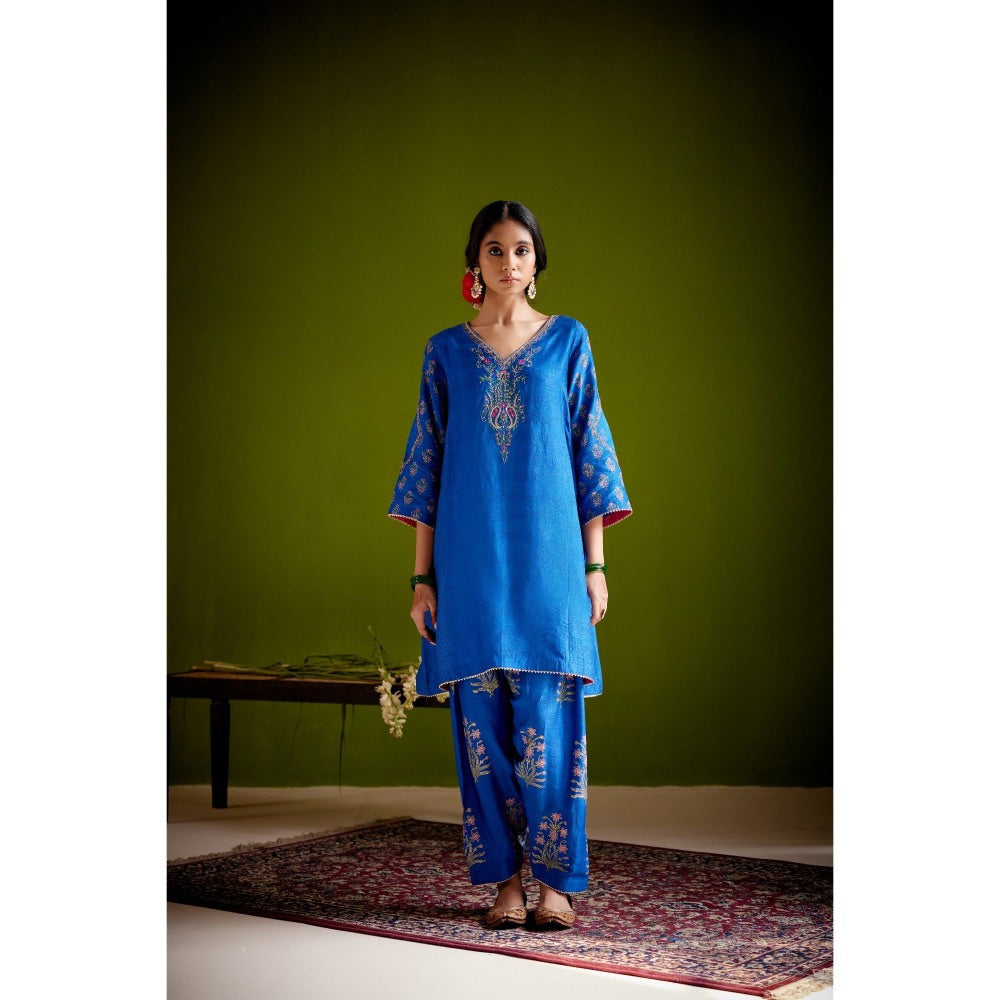 Vashisht Guru Dutt Blue Block Printed Embroidered Kurta with Pant and Dupatta (Set of 3)