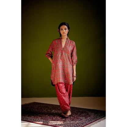 Vashisht Guru Dutt Red Silk Printed Short Kurta with Printed Salwar (Set of 2)