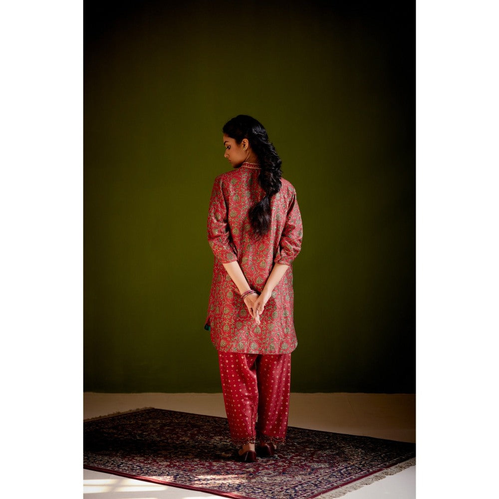 Vashisht Guru Dutt Red Silk Printed Short Kurta with Printed Salwar (Set of 2)