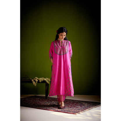 Vashisht Guru Dutt Pink Block Printed Embroidered Kurta with Pant and Dupatta (Set of 3)