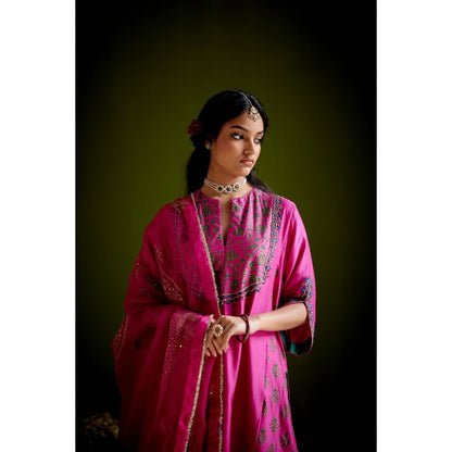 Vashisht Guru Dutt Pink Block Printed Embroidered Kurta with Pant and Dupatta (Set of 3)