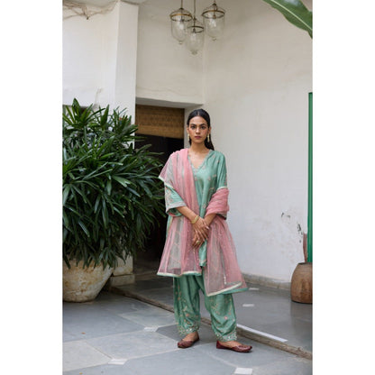 Vashisht Guru Dutt Green Chand Kurta with Salwar and Dupatta (Set of 3)