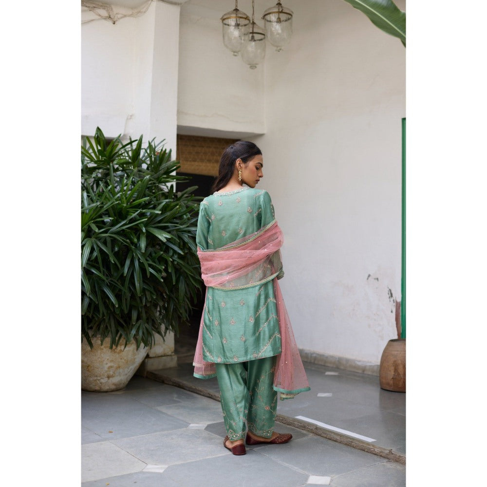 Vashisht Guru Dutt Green Chand Kurta with Salwar and Dupatta (Set of 3)