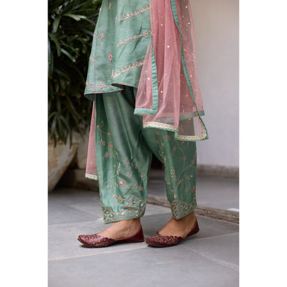 Vashisht Guru Dutt Green Chand Kurta with Salwar and Dupatta (Set of 3)