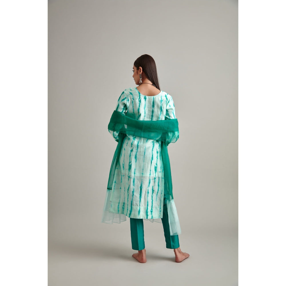 Vedika Soni Green Tie And Dye Kurta with Pant and Dupatta (Set of 3)