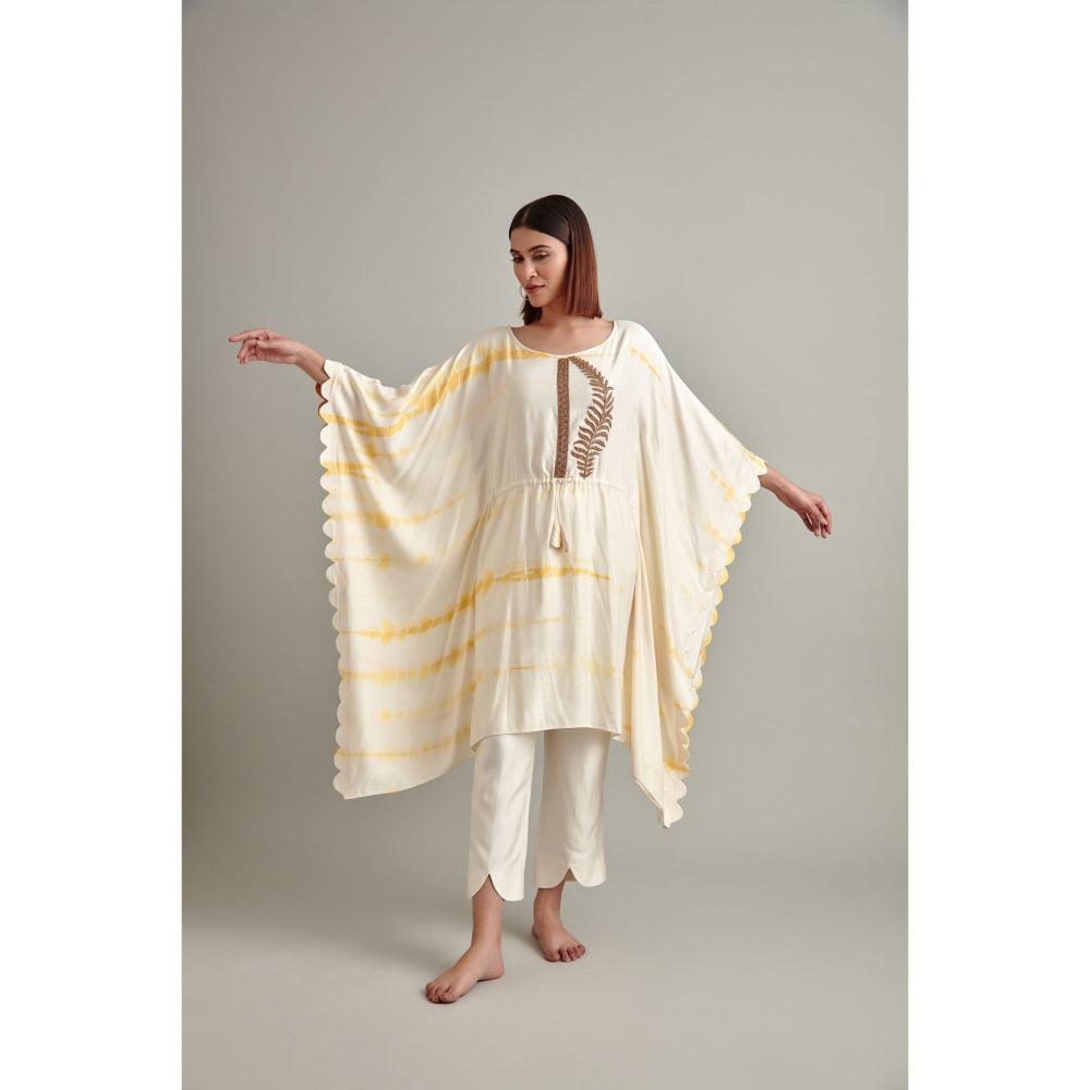 Vedika Soni Cream Tie And Dye Kaftan with Pant (Set of 2)