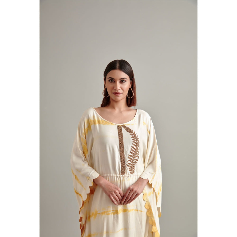 Vedika Soni Cream Tie And Dye Kaftan with Pant (Set of 2)