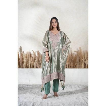 Vedika Soni Metallic Green Embroidered Kaftan With Slip And Pant