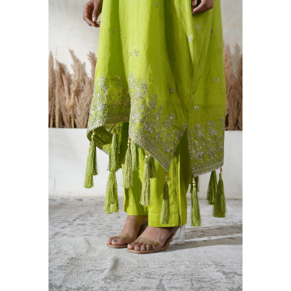 Vedika Soni Neon Lime Green Embroidered Kaftan With Slip And Pant