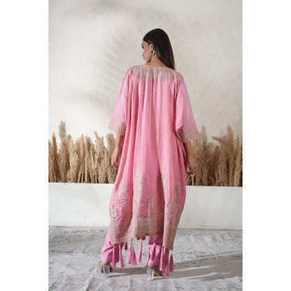 Vedika Soni Pink Embroidered Kaftan With Slip And Pant