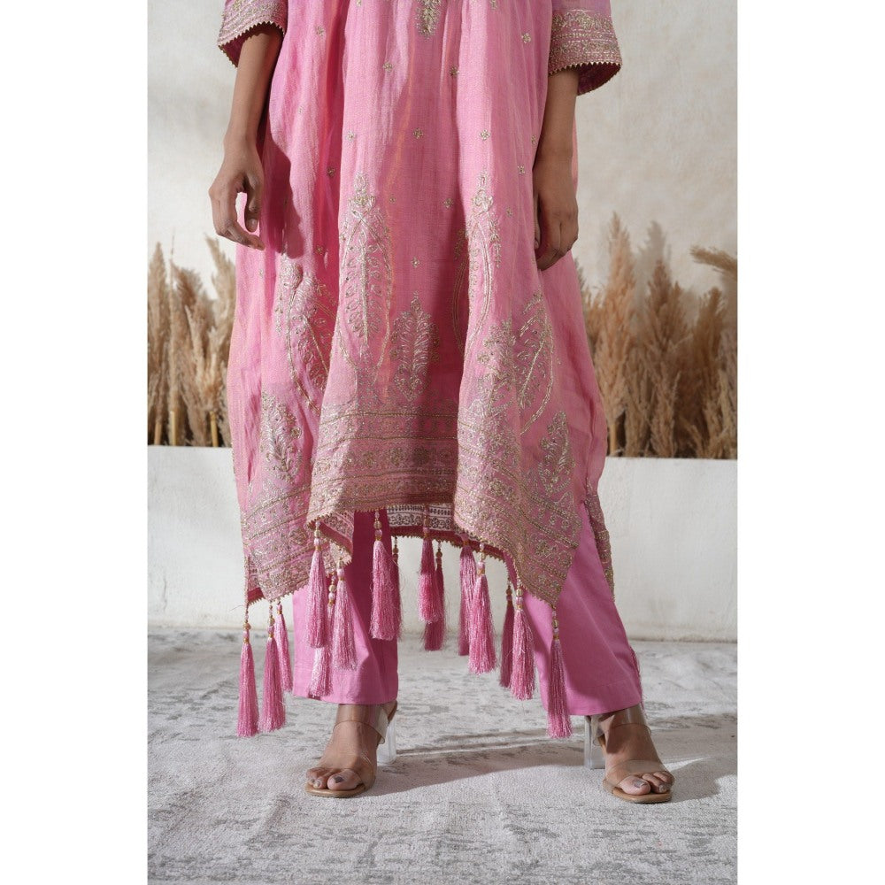 Vedika Soni Pink Embroidered Kaftan With Slip And Pant