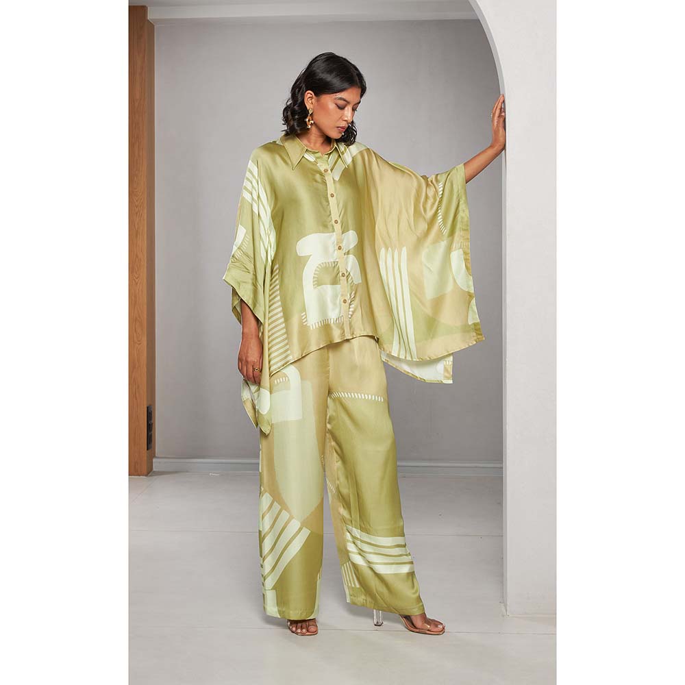 Vedika M Green Printed Satin Co-Ord (Set of 2)