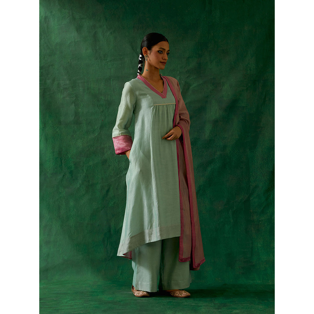 Vinusto Mint Green Kurta With Chanderi Dupatta And Palazzo (Set of 3)