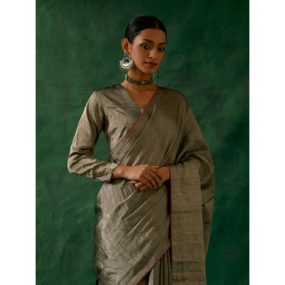 Vinusto Handcrafted Silver Zari Silk Saree with Stitched Blouse