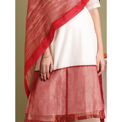 Vinusto Off White Chanderi Handloom Kurta with Pant and Dupatta (Set of 3)