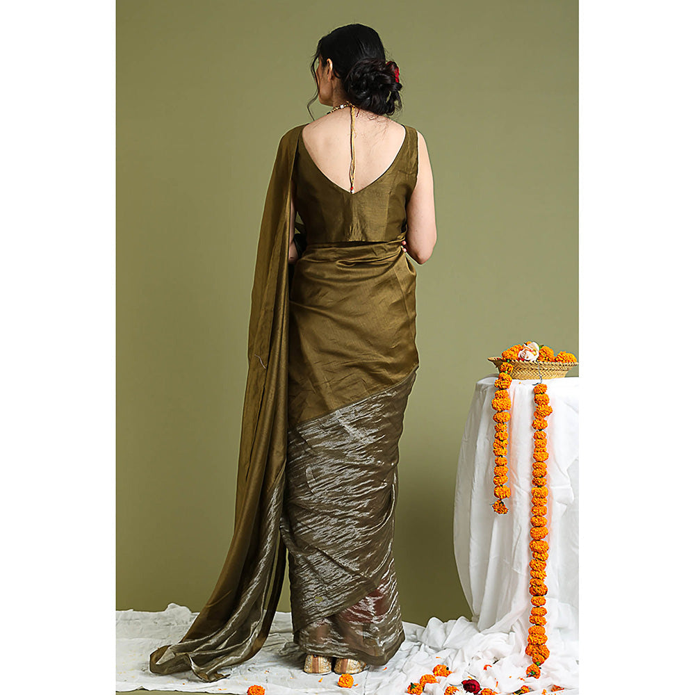 Vinusto Brown Chanderi Handloom Colour Blocked Saree with Stitched Blouse