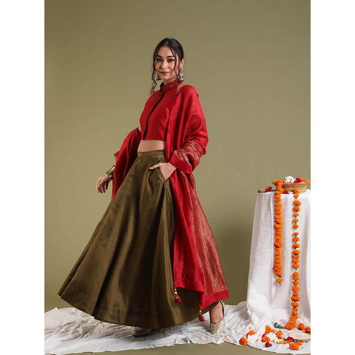 Vinusto Red Top with Flared Skirt with Dupatta (Set of 3)