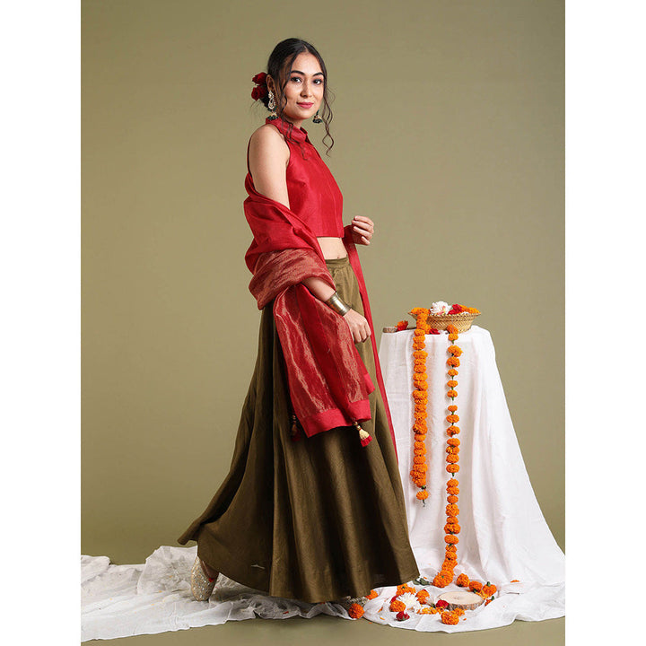 Vinusto Red Top with Flared Skirt with Dupatta (Set of 3)