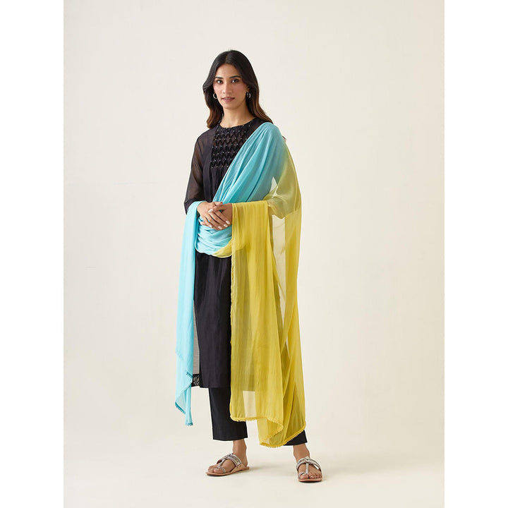 Vinusto Black Chanderi Kurta Pant with Inner Slip and Colorblock Dupatta (Set of 4)