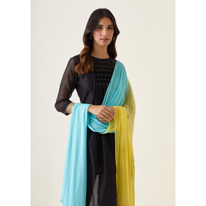 Vinusto Black Chanderi Kurta Pant with Inner Slip and Colorblock Dupatta (Set of 4)