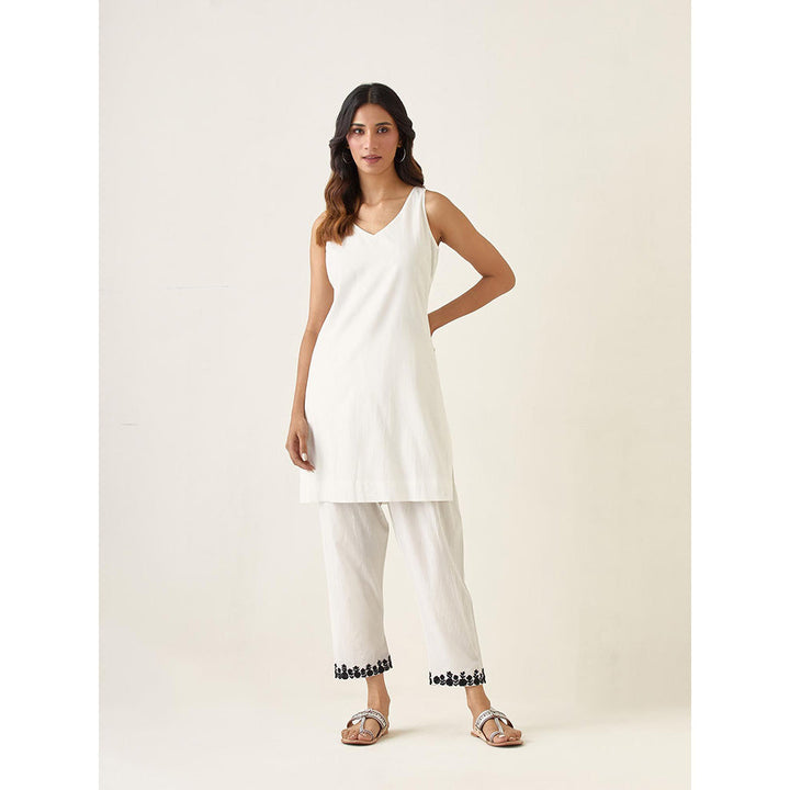 Vinusto White Cotton Short Kurti and Embroidered Pant (Set of 2)