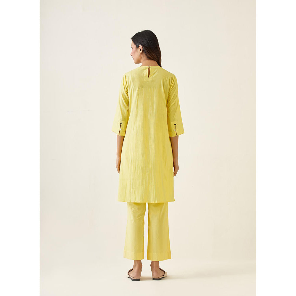 Vinusto Maize Yellow Cotton A-Line Pin Tuck Kurta with Pant (Set of 2)