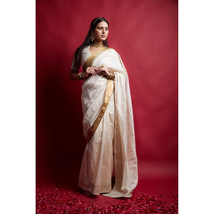 Vinusto Pre-Stitched Stripe Saree with Embroidered Lace and Stitched Blouse