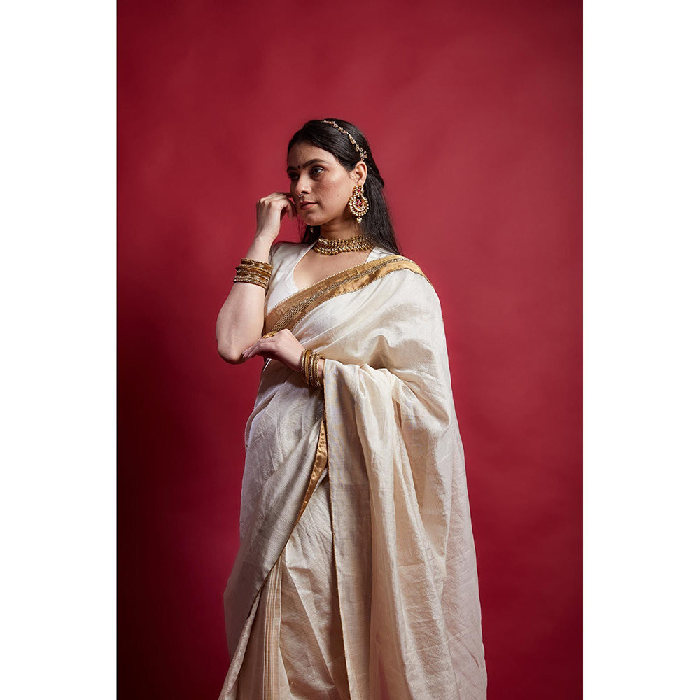 Vinusto Pre-Stitched Stripe Saree with Embroidered Lace and Stitched Blouse