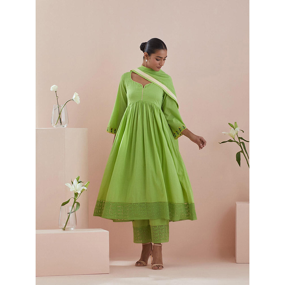 Vinusto Green Anarkali with Pant and Dupatta (Set of 3)