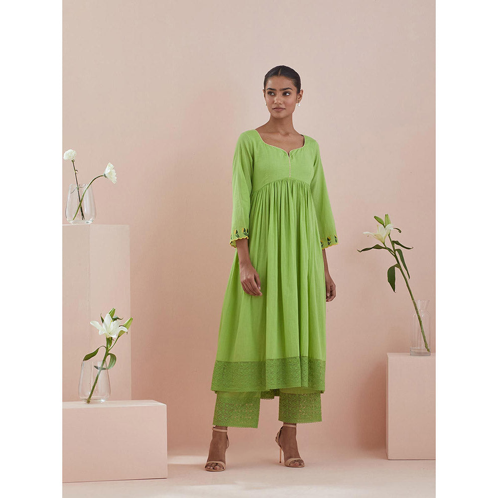 Vinusto Green Anarkali with Pant and Dupatta (Set of 3)