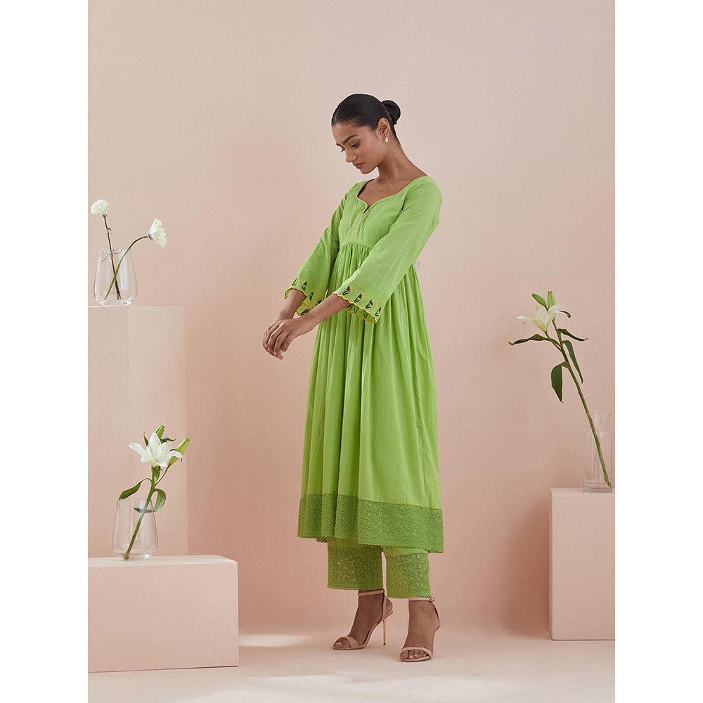 Vinusto Green Anarkali with Pant and Dupatta (Set of 3)