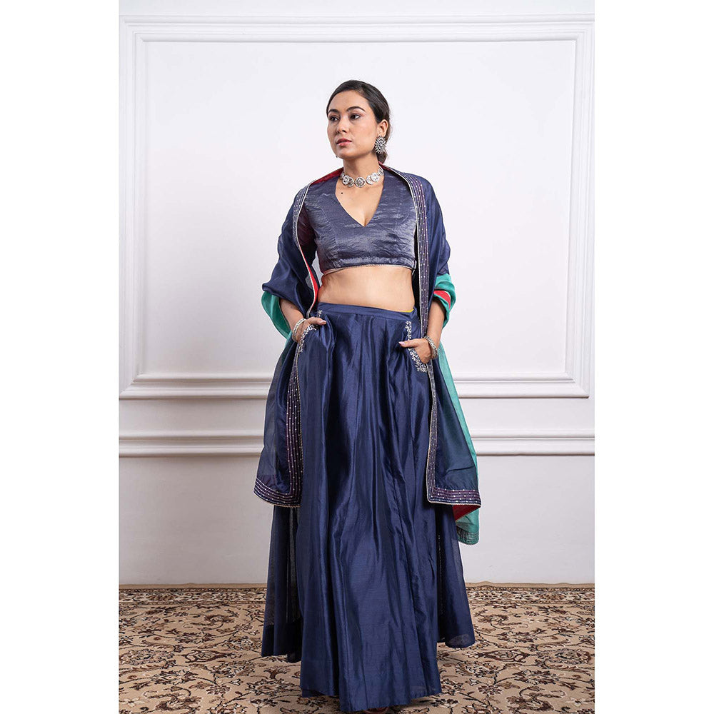 Vinusto Chanderi Embroidered Striped Blouse with Lehenga and Dupatta (Set of 3)