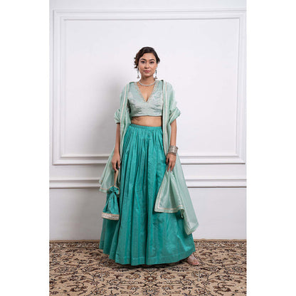 Vinusto Chanderi Embroidered Zari Blouse with Lehenga and Dupatta (Set of 3)