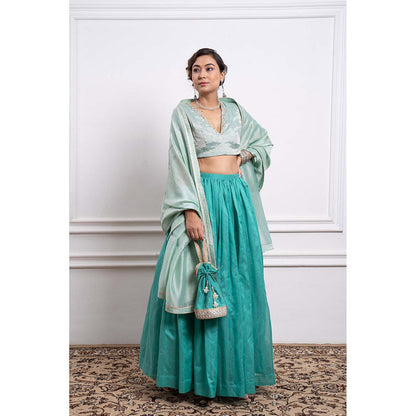 Vinusto Chanderi Embroidered Zari Blouse with Lehenga and Dupatta (Set of 3)