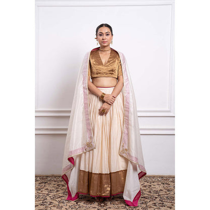 Vinusto Chanderi Embroidered Zari Blouse with Lehenga and Dupatta (Set of 3)