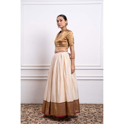 Vinusto Chanderi Embroidered Zari Blouse with Lehenga and Dupatta (Set of 3)