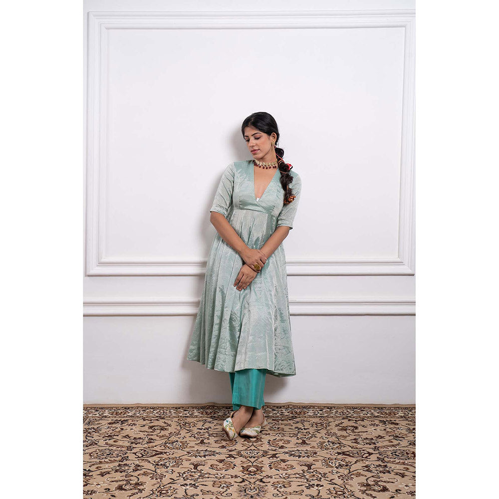 Vinusto Chanderi Handloom Lace Work Anarkali with Pant and Dupatta (Set of 3)